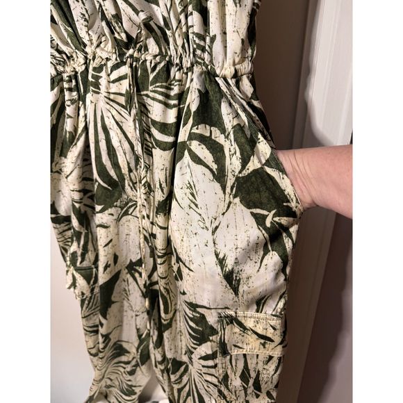 Ralph Lauren Women's Green Palm Leaf Print Jumpsuit Size22W - Picture 14 of 16